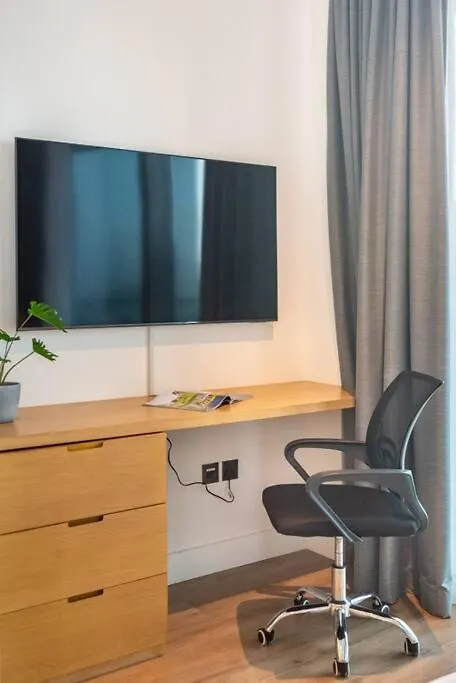 First Class 3Br Amazing Views Of Marina Dubai United Arab Emirates