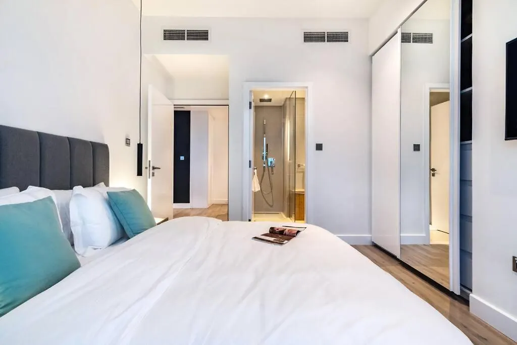 First Class 3Br Amazing Views Of Marina Dubai Apartment